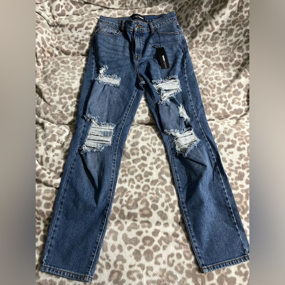 Fashion nova distressed straight leg fit jeans